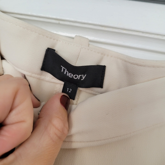 Theory Treeca Silk Pant - Picture 6 of 6
